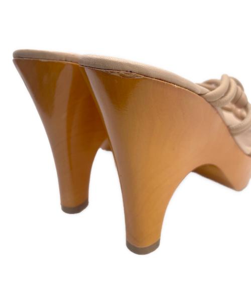 LOEWE（ロエベ）LOEWE (ロエベ) ストラップサンダル ベージュ サイズ:38の古着・服飾アイテム