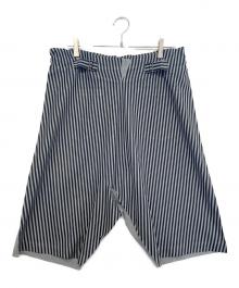 me ISSEY MIYAKE（ミーイッセイ ミヤケ）の古着「ハーフパンツ」｜グレー