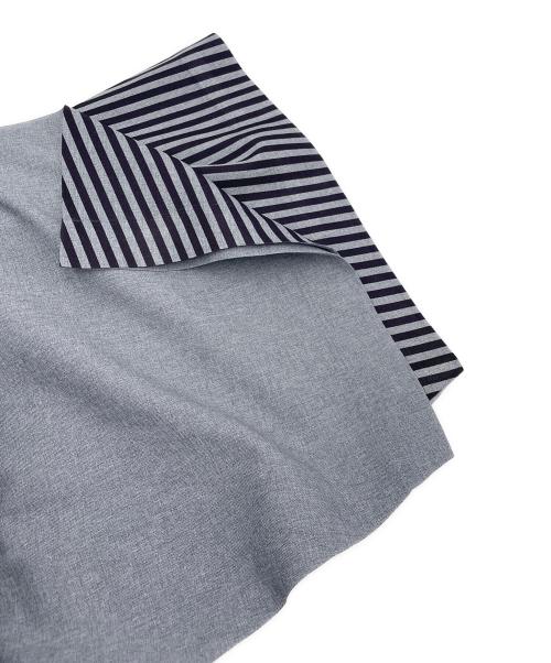 me ISSEY MIYAKE（ミーイッセイ ミヤケ）me ISSEY MIYAKE (ミーイッセイ ミヤケ) ハーフパンツ グレー サイズ:Freeの古着・服飾アイテム