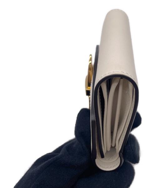 GUCCI（グッチ）GUCCI (グッチ) 3つ折り財布 ホワイトの古着・服飾アイテム