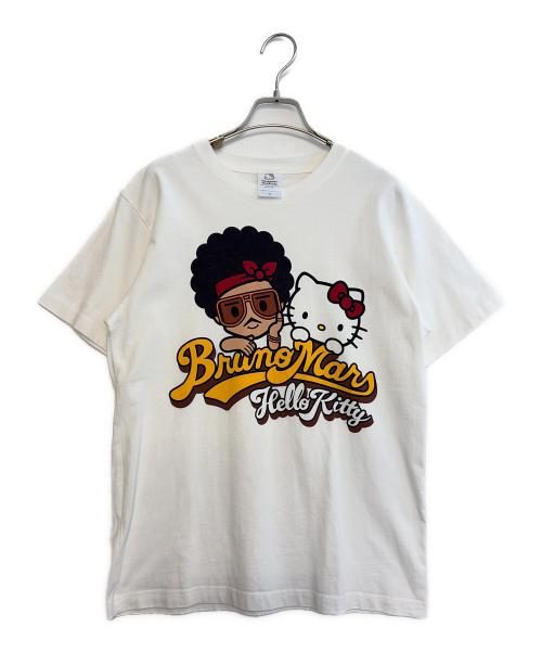 HELLO KITTY（ハローキティ）HELLO KITTY (ハローキティ) BRUNO MARS (ブルーノ マーズ) 半袖Tシャツ ホワイト サイズ:Mの古着・服飾アイテム