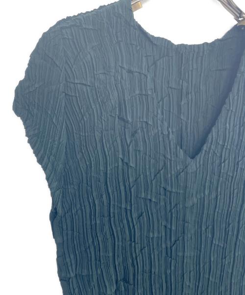 ISSEY MIYAKE（イッセイミヤケ）ISSEY MIYAKE (イッセイミヤケ) ノースリーブワンピース グリーン サイズ:2の古着・服飾アイテム