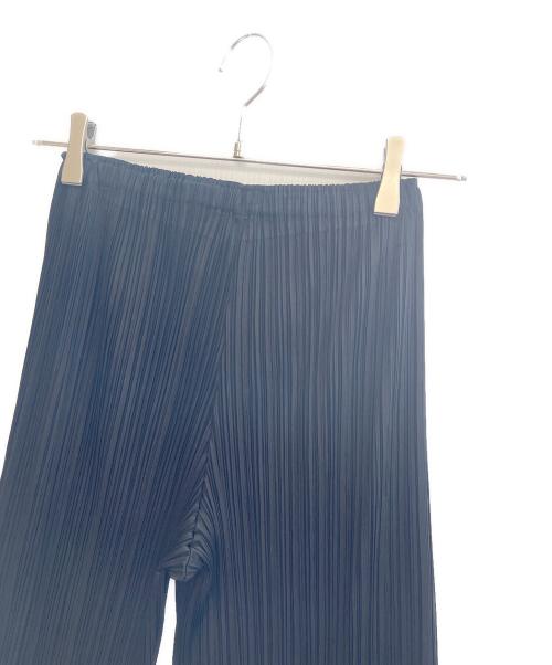 PLEATS PLEASE（プリーツプリーズ）PLEATS PLEASE (プリーツプリーズ) プリーツパンツ ブラックの古着・服飾アイテム