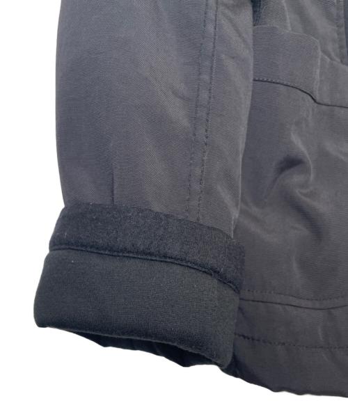 ARMANI JEANS（アルマーニジーンズ）ARMANI JEANS (アルマーニジーンズ) ARMANI JEANS アルマーニジーンズ ウール切り替え テーラードジャケット 30 anniversario jacket エンブレム刺繍入り ブラック サイズ:XSの古着・服飾アイテム