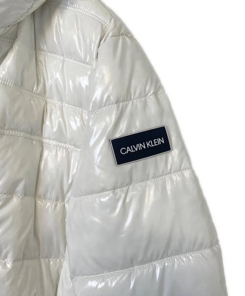 Calvin Klein（カルバンクライン）Calvin Klein (カルバンクライン) ダウンジャケット ホワイト サイズ:Sの古着・服飾アイテム