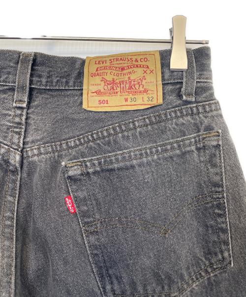 LEVI'S（リーバイス）LEVI'S (リーバイス) デニムパンツ ブラック サイズ:W30の古着・服飾アイテム