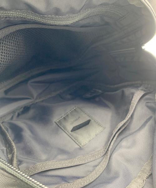 MONOLITH（モノリス）MONOLITH (モノリス) ショルダーバッグ ブラックの古着・服飾アイテム