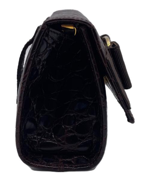 Salvatore Ferragamo（サルヴァトーレ フェラガモ）Salvatore Ferragamo (サルヴァトーレ フェラガモ) 型押しポシェット ブラウンの古着・服飾アイテム