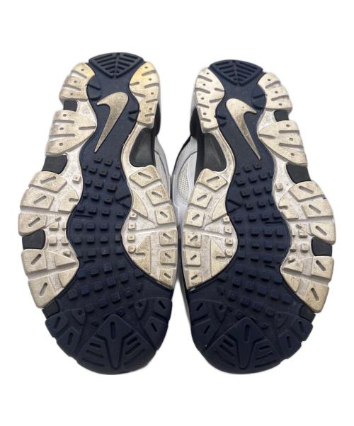 NIKE（ナイキ）NIKE (ナイキ) ミッドカットスニーカー AIR BARRAGE(エアバラージ) MID ホワイト×ネイビー サイズ:27の古着・服飾アイテム