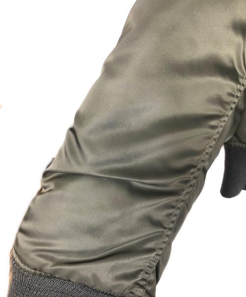 ALPHA INDUSTRIES（アルファインダストリーズ）ALPHA INDUSTRIES (アルファインダストリーズ) フライトジャケット オリーブ サイズ:Sの古着・服飾アイテム
