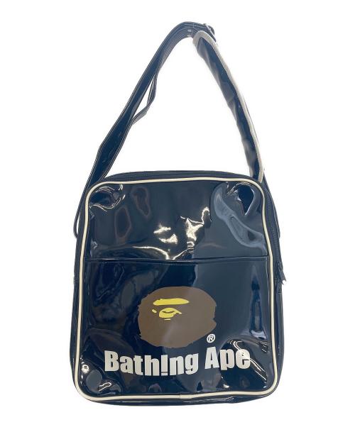 A BATHING APE（ア ベイシング エイプ）A BATHING APE (ア ベイシング エイプ) エナメルバッグ ブラックの古着・服飾アイテム