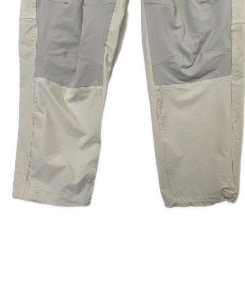 NIKE ACG（ナイキエーシージー）NIKE ACG (ナイキエーシージー) ナイロンパンツ アイボリー サイズ:Sの古着・服飾アイテム