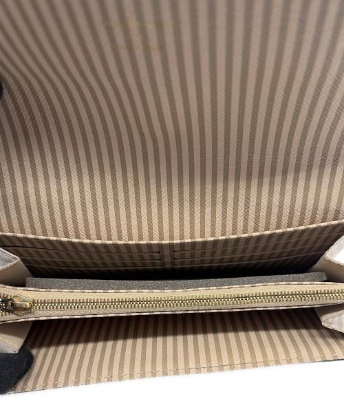 LOUIS VUITTON（ルイ ヴィトン）LOUIS VUITTON (ルイ ヴィトン) 長財布 ブラウンの古着・服飾アイテム