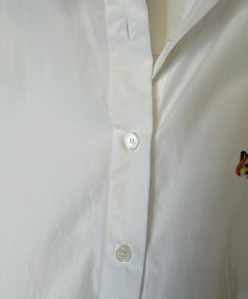 maison kitsune（メゾンキツネ）MAISON KITSUNE (メゾンキツネ) 長袖シャツ ホワイト サイズ:36の古着・服飾アイテム