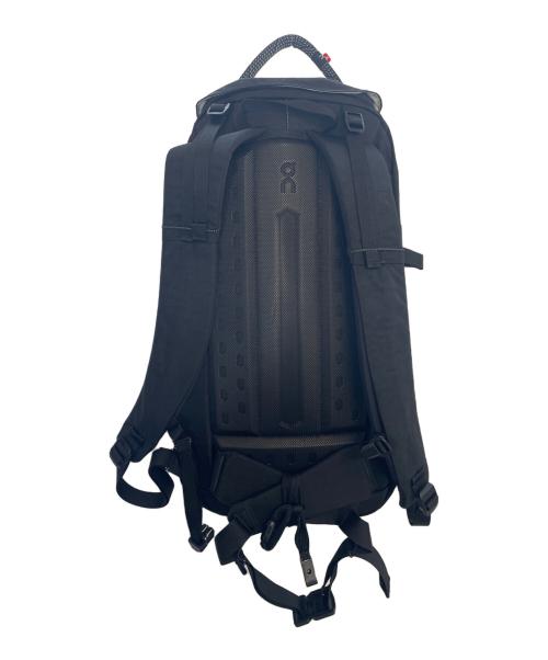 on（オン）on (オン) バックパック ブラックの古着・服飾アイテム