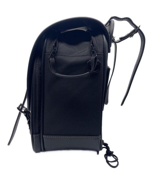 henly begins（ヘンリービギンズ）henly begins (ヘンリービギンズ) レザーバッグ ブラックの古着・服飾アイテム