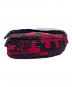 PRADAプラダ）の古着「ボディバッグ」｜レッド×ブラック