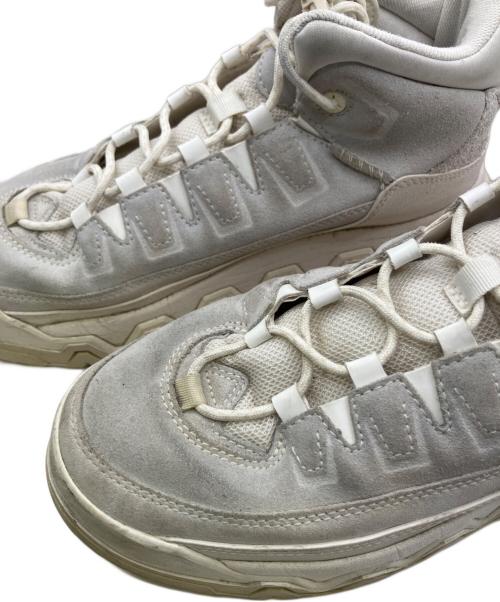 UGG（アグ）UGG (アグ) ハイカットスニーカー ホワイト サイズ:26.5の古着・服飾アイテム