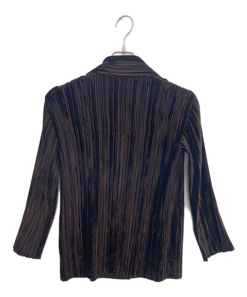 ISSEY MIYAKE WHITE LABEL（イッセイミヤケホワイトレーベル）ISSEY MIYAKE WHITE LABEL (イッセイミヤケホワイトレーベル) プリーツセットアップ ブラウン サイズ:2の古着・服飾アイテム