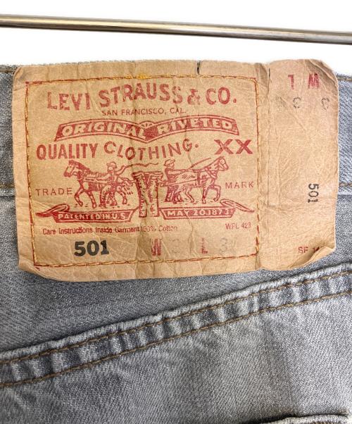 LEVI'S（リーバイス）LEVI'S (リーバイス) デニムパンツ グレー サイズ:W31（78.5cm）の古着・服飾アイテム