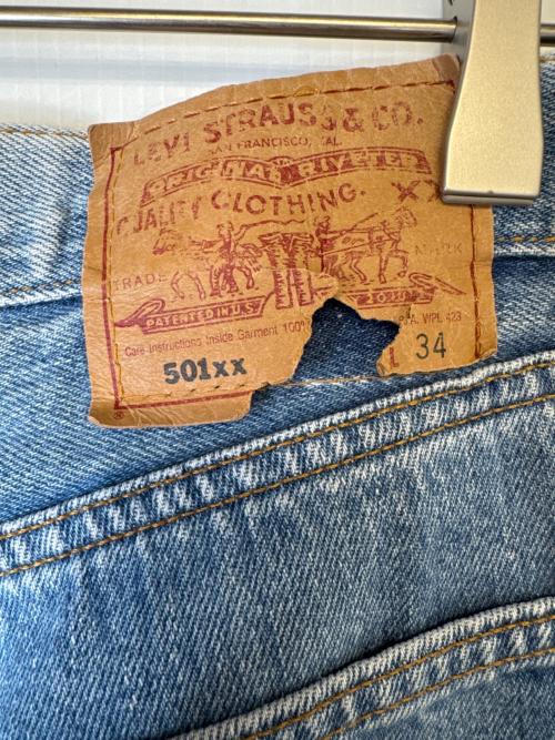 LEVI'S（リーバイス）LEVI'S (リーバイス) デニムパンツ インディゴ サイズ:W34xL34の古着・服飾アイテム