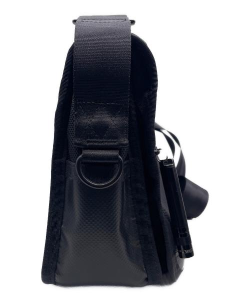 PORTER（ポーター）PORTER (ポーター) ヒートショルダーバッグ ブラックの古着・服飾アイテム