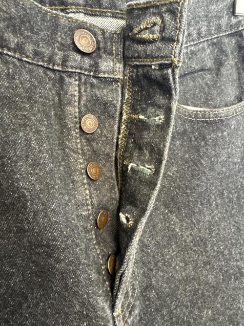 LEVI'S（リーバイス）LEVI'S (リーバイス) デニムパンツ インディゴ サイズ:Ｗ３０　Ｌ３２の古着・服飾アイテム