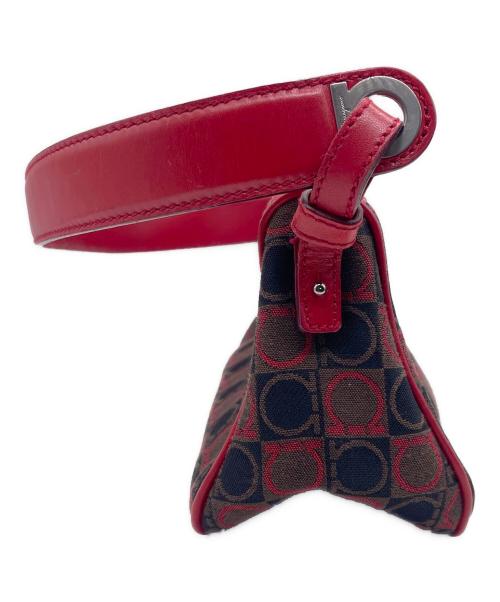 Salvatore Ferragamo（サルヴァトーレ フェラガモ）Salvatore Ferragamo (サルヴァトーレ フェラガモ) ショルダーバッグ ブラウン×レッドの古着・服飾アイテム