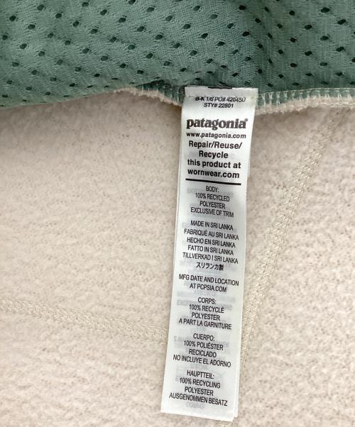 Patagonia（パタゴニア）Patagonia (パタゴニア) フリースジャケット ベージュ サイズ:Sの古着・服飾アイテム