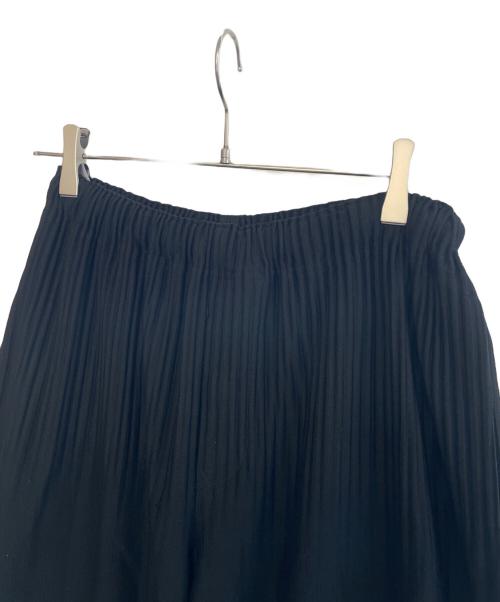 HOMME PLISSE ISSEY MIYAKE（オム プリッセ イッセイ ミヤケ）HOMME PLISSE ISSEY MIYAKE (オム プリッセ イッセイ ミヤケ) パンツ ブラック サイズ:2の古着・服飾アイテム