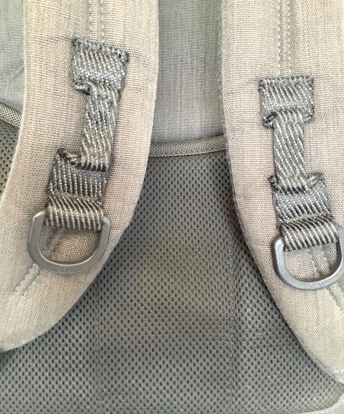 TUMI（トゥミ）TUMI (トゥミ) リュック グレーの古着・服飾アイテム