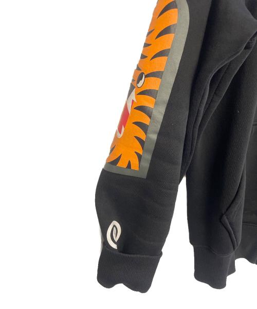 A BATHING APE（アベイシングエイプ）A BATHING APE (ア ベイシング エイプ) ジップパーカー ブラック サイズ:Mの古着・服飾アイテム