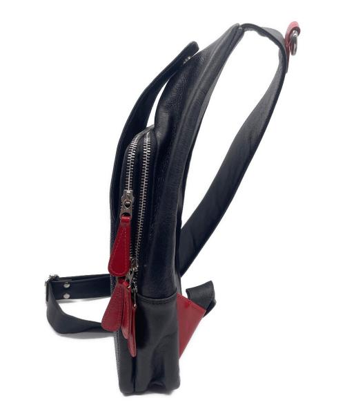 ショルダーバッグ（ショルダーバッグ）ショルダーバッグ (ショルダーバッグ) ショルダーバッグ ブラック×レッドの古着・服飾アイテム