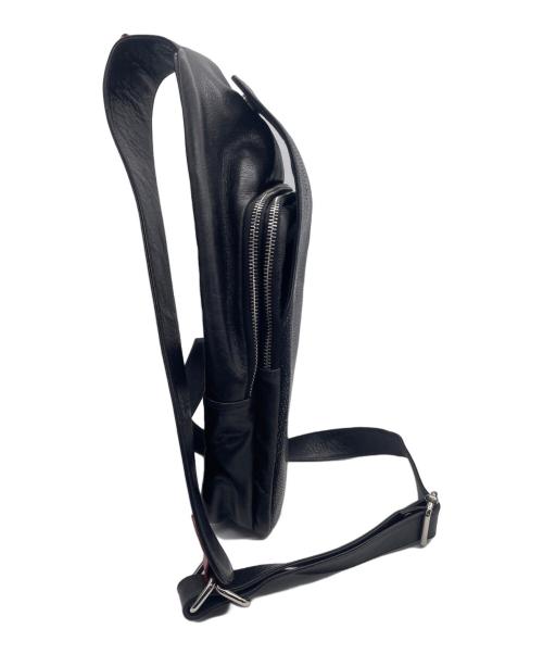 ショルダーバッグ（ショルダーバッグ）ショルダーバッグ (ショルダーバッグ) ショルダーバッグ ブラック×レッドの古着・服飾アイテム