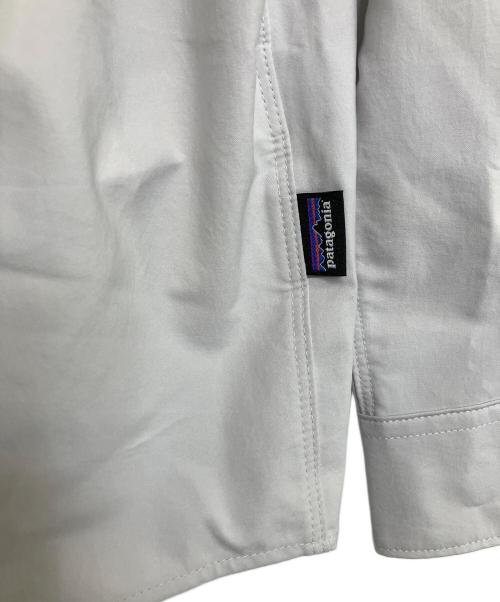 Patagonia（パタゴニア）Patagonia (パタゴニア) 長袖シャツ ライトグレー サイズ:Ｌ 未使用品の古着・服飾アイテム