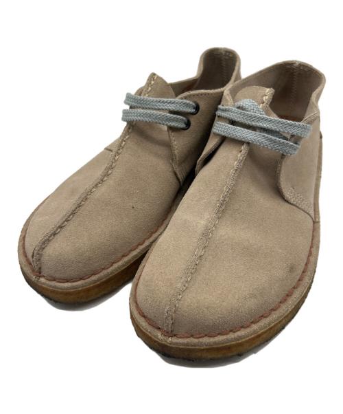 CLARKS（クラークス）CLARKS (クラークス) デザートブーツ ベージュ サイズ:US8の古着・服飾アイテム