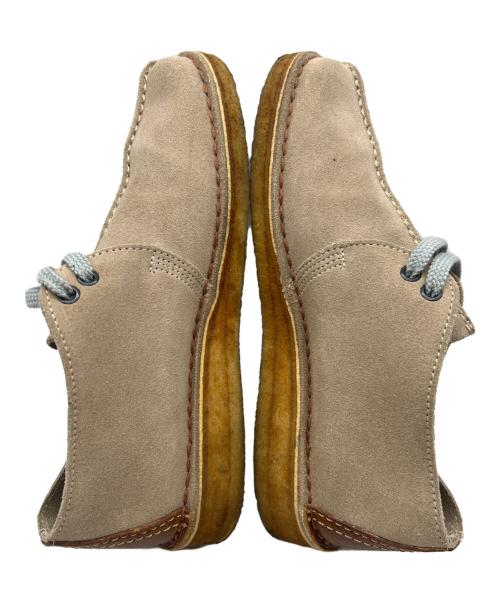 CLARKS（クラークス）CLARKS (クラークス) デザートブーツ ベージュ サイズ:US8の古着・服飾アイテム