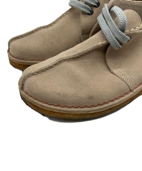 CLARKS（クラークス）CLARKS (クラークス) デザートブーツ ベージュ サイズ:US8の古着・服飾アイテム