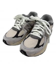 NEW BALANCE（ニューバランス）の古着「スニーカー」｜グレー×ホワイト