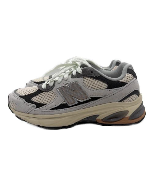 NEW BALANCE（ニューバランス）NEW BALANCE (ニューバランス) スニーカー グレー×ホワイト サイズ:23.5の古着・服飾アイテム
