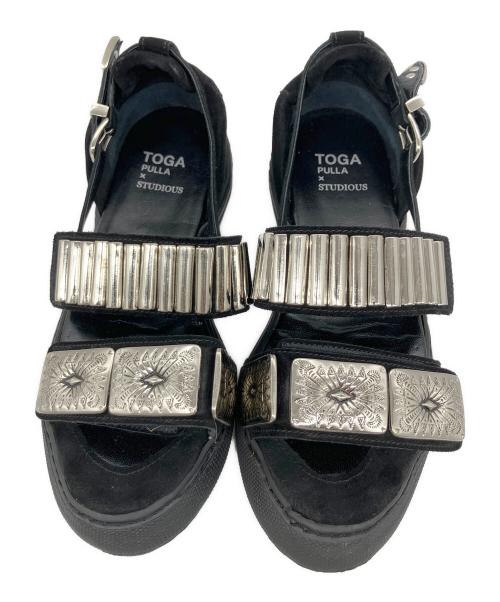 TOGA PULLA（トーガ プルラ）TOGA PULLA (トーガ プルラ) STUDIOUS (ステュディオス) TOGA PULLA（トーガ プルラ）×STUDIOUS（ステュディオス）サンダル ブラック サイズ:37の古着・服飾アイテム