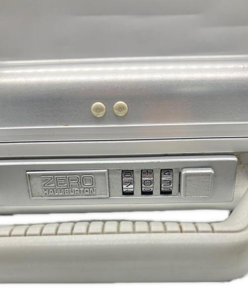 ZERO HALLIBURTON（ゼロ ハリバートン）ZERO HALLIBURTON (ゼロ ハリバートン) アタッシュケース グレーの古着・服飾アイテム
