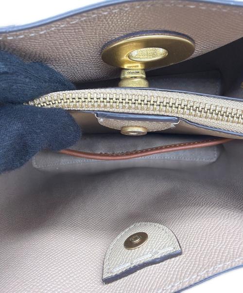 COACH（コーチ）COACH (コーチ) バケットショルダーバッグ ライトグレーの古着・服飾アイテム