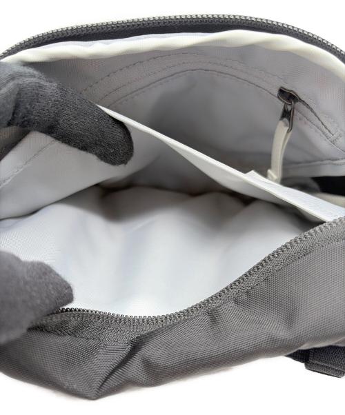 ARC'TERYX（アークテリクス）ARC'TERYX (アークテリクス) ミニショルダーバッグ ブラックの古着・服飾アイテム