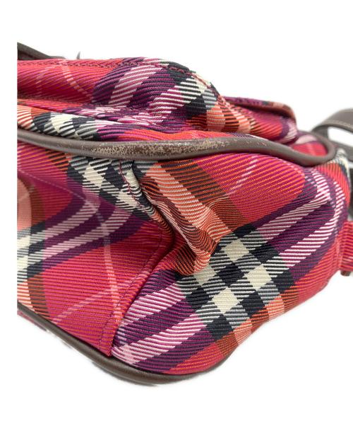 BURBERRY BLUE LABEL（バーバリー ブルー レーベル）BURBERRY BLUE LABEL (バーバリー ブルー レーベル) ミニショルダーバッグ レッドの古着・服飾アイテム