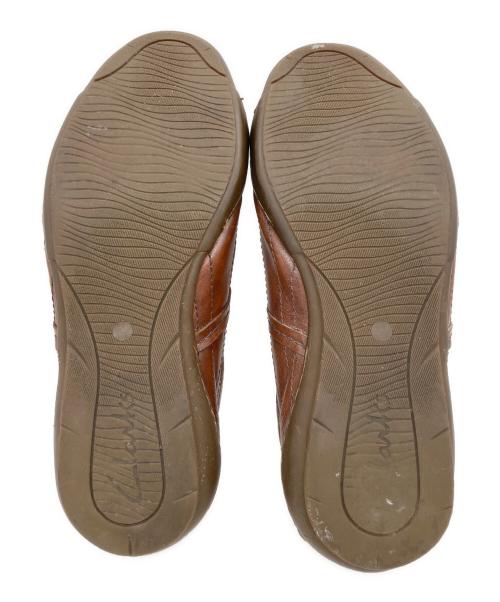 CLARKS（クラークス）CLARKS (クラークス) CLARKS（クラークス）スニーカー ブラウン サイズ:不明の古着・服飾アイテム