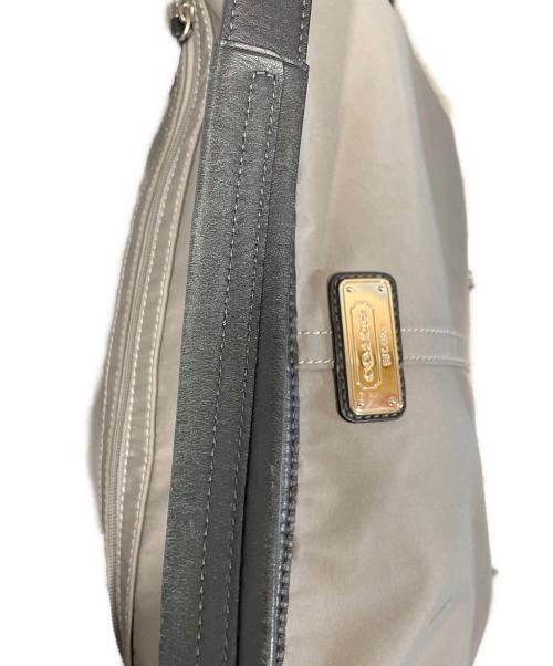 COACH（コーチ）COACH (コーチ) Coach ナイロンショルダーバッグ ベージュの古着・服飾アイテム