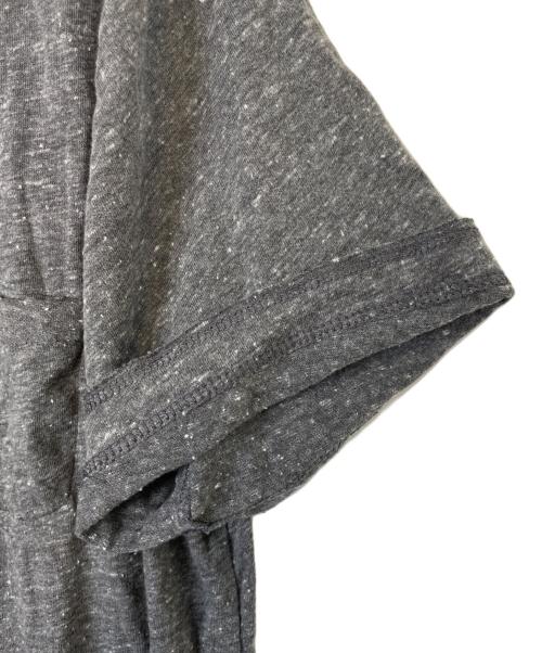 DIESEL（ディーゼル）DIESEL (ディーゼル) VネックTシャツ グレー サイズ:Lの古着・服飾アイテム