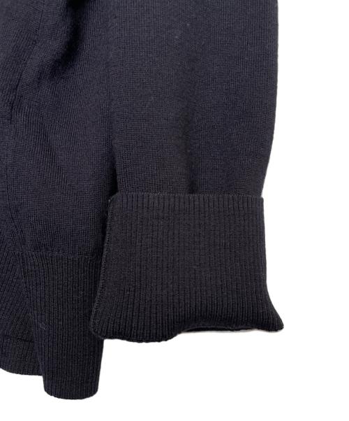 EMPORIO ARMANI（エンポリオ アルマーニ）EMPORIO ARMANI (エンポリオ アルマーニ) EMPORIO ARMANI  薄手 ニット ロゴパッチ付き 近年モデル ブラック サイズ:XXLの古着・服飾アイテム