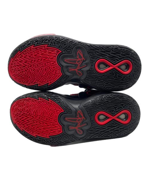 NIKE（ナイキ）NIKE (ナイキ) NIKE ナイキ KYRIE INFINITY EP カイリー インフィニティ EP ブレッド スニーカーバスケットボールシューズ バッシュ ブラック×レッド サイズ:26.0の古着・服飾アイテム